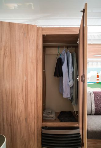 HYMER ERIBA HYMERCAR Feeling 425 SCHLAFDACH AUTARK