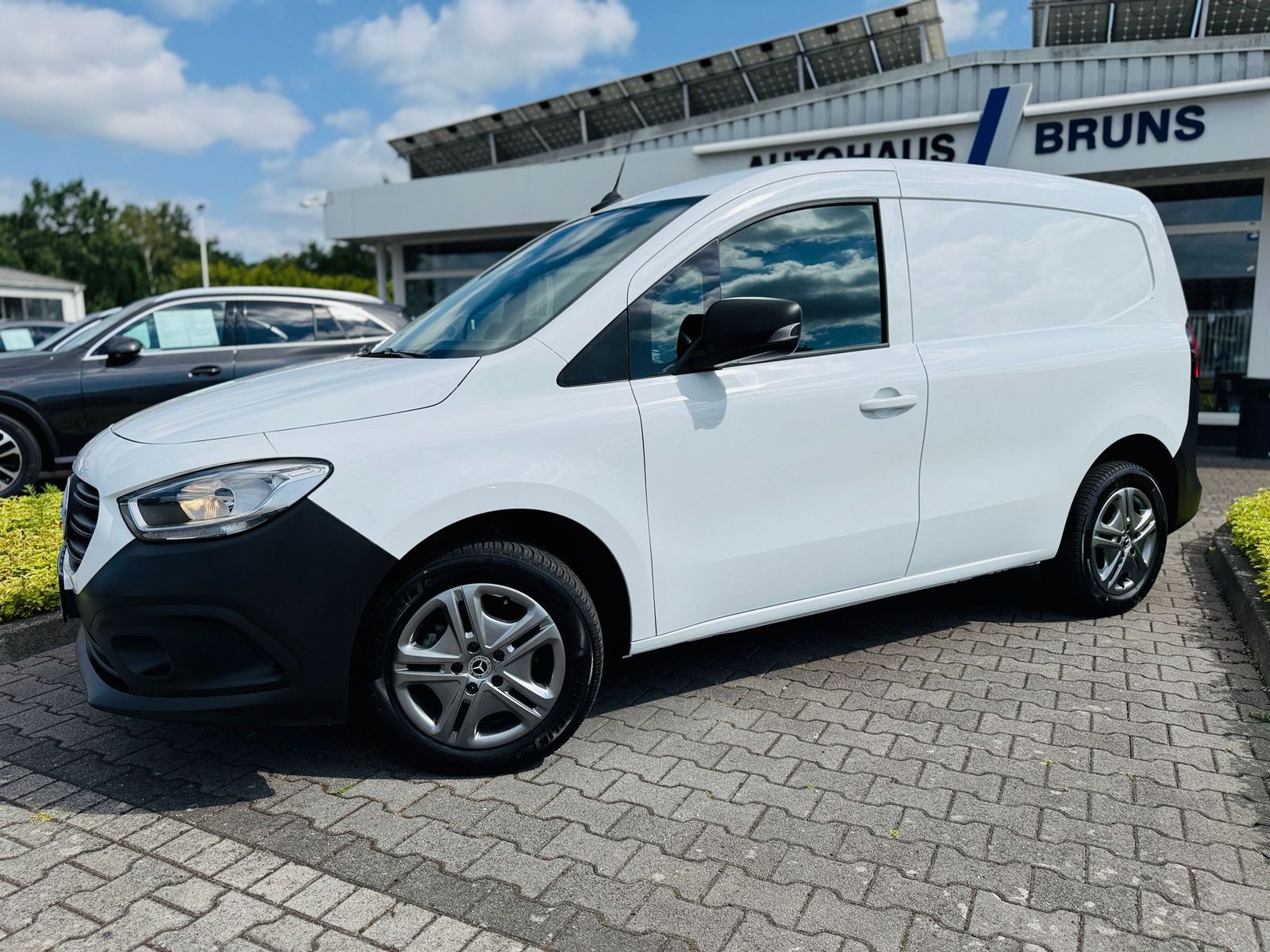 Fahrzeugabbildung Mercedes-Benz Citan 108 CDI PRO, 3-Sitze, Klima, PTS, DAB, SHZ