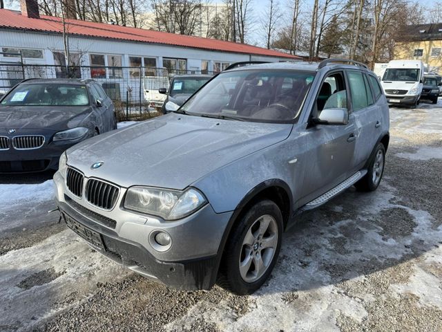 BMW X3*2.0D *Automatik*Leder*Xenon*Panorama*Navi*