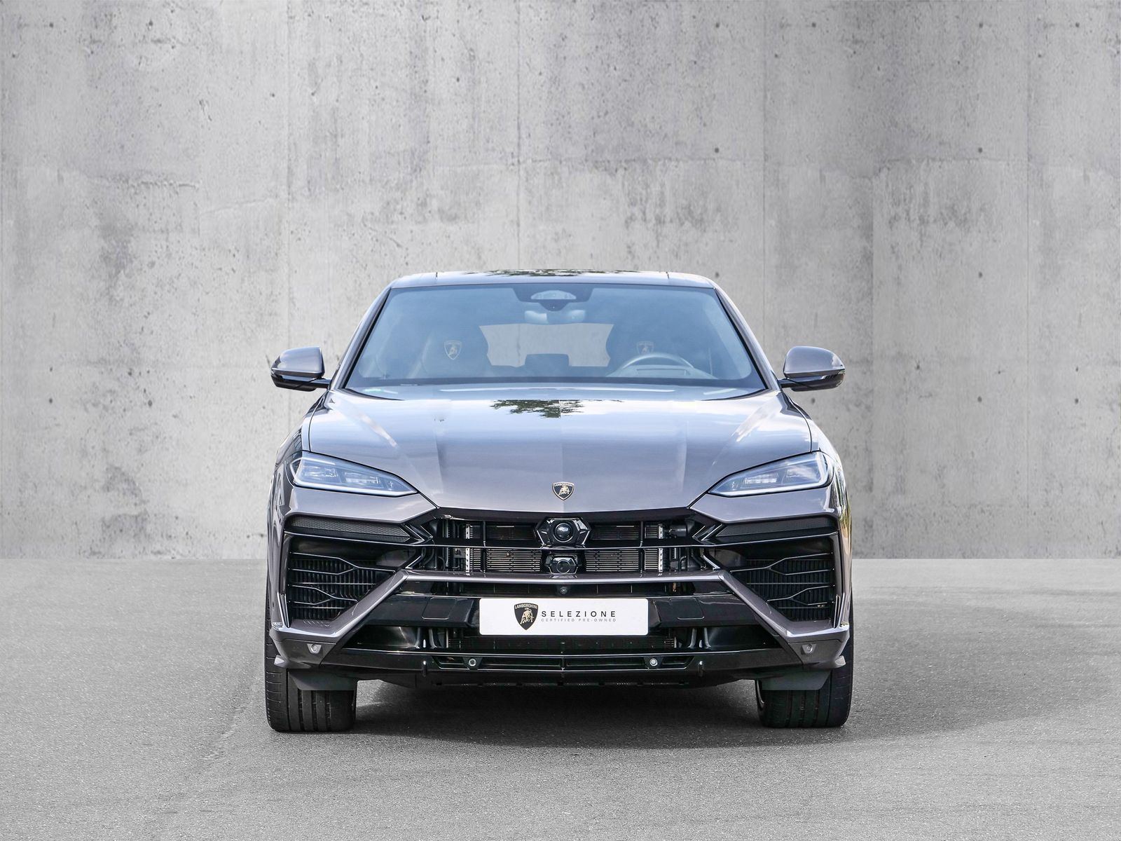 Lamborghini Urus SE Grigio Keres Panoramic Roof Style Pack foto 5