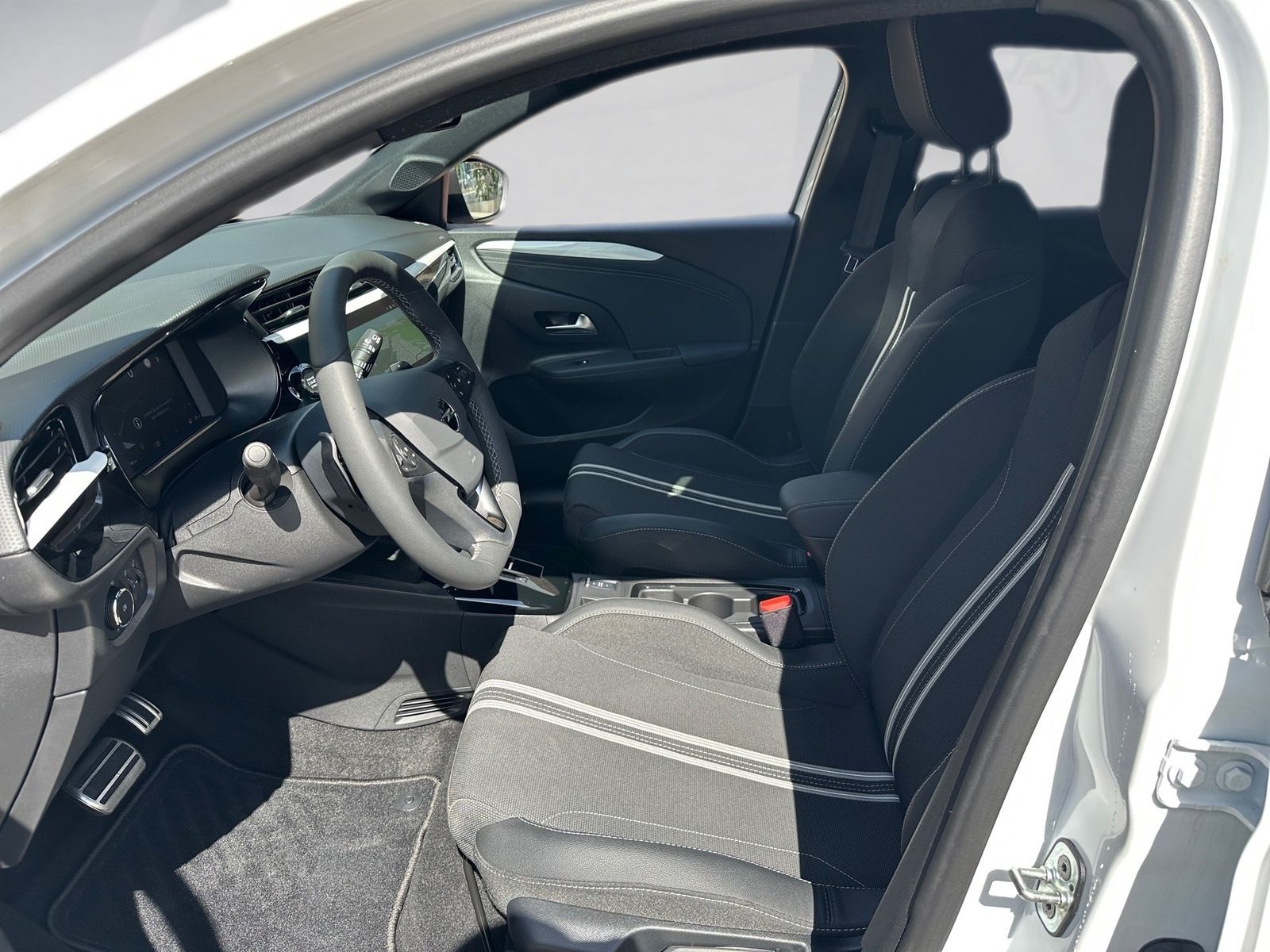 Fahrzeugabbildung Opel Corsa F 1.2 Turbo GS 48V,Kamera,LED,Navi,PDC,SHZ