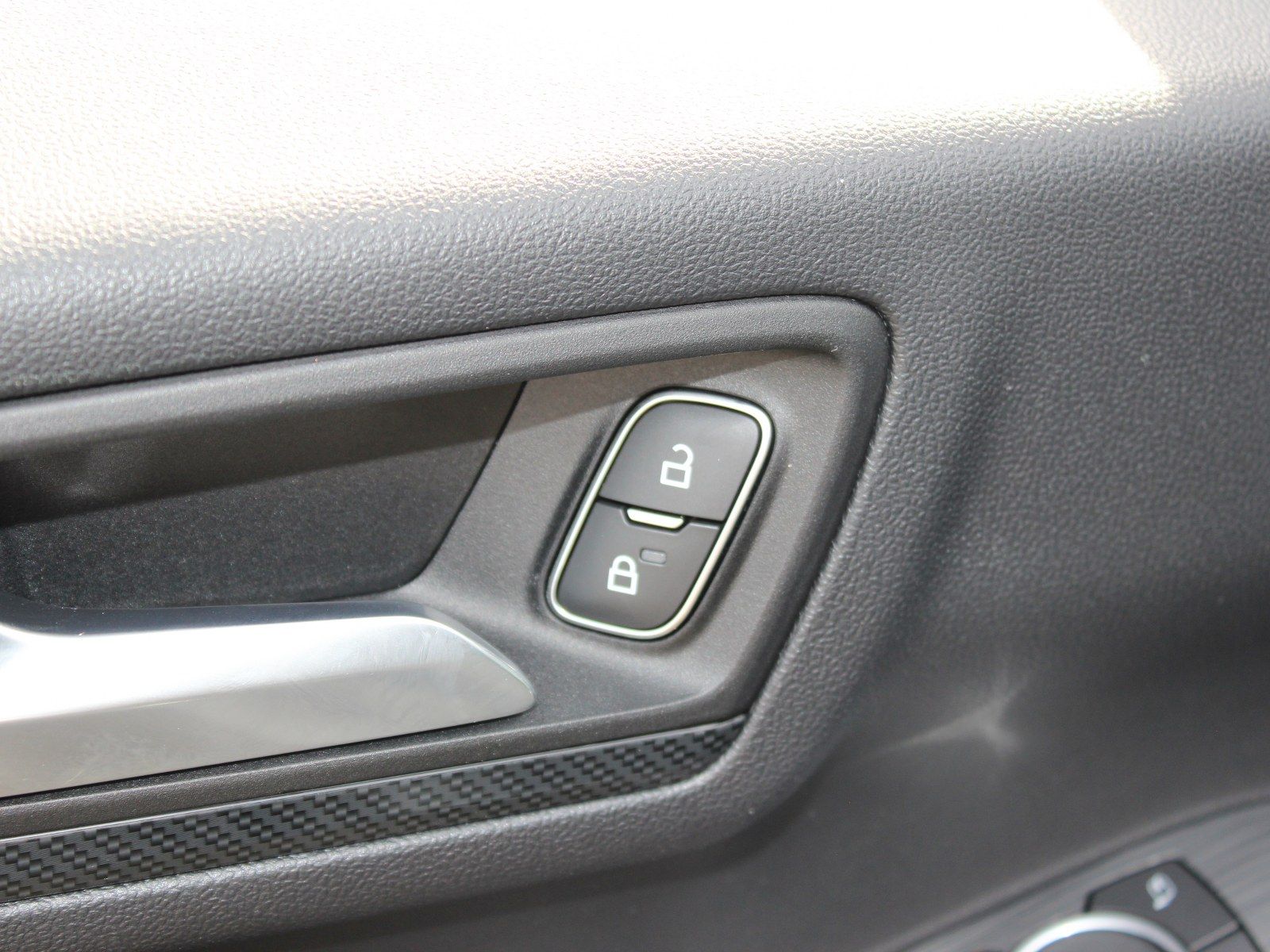 Fahrzeugabbildung Ford Kuga Plug-In Hybrid ST-Line 2,5 Duratec