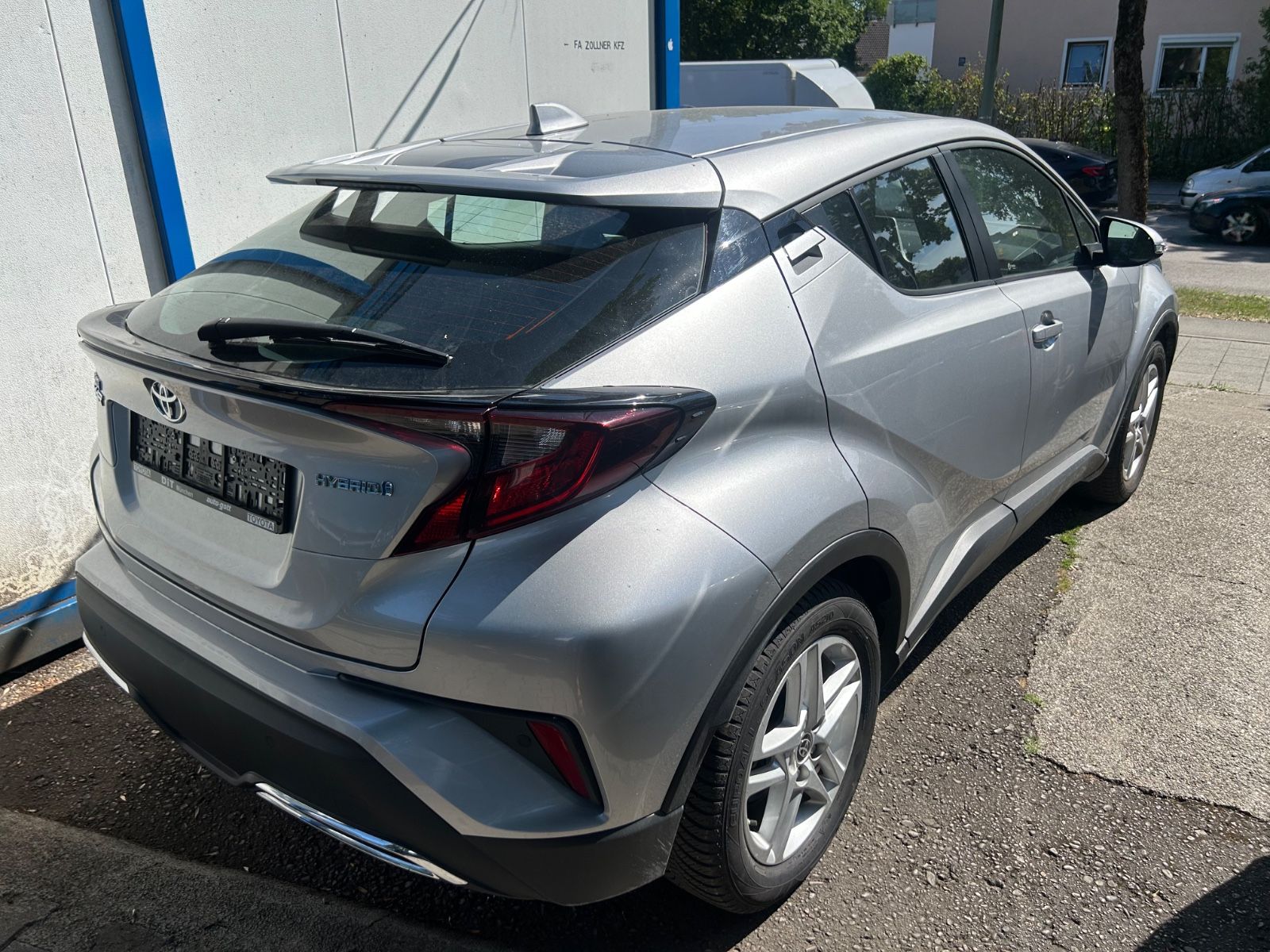 Toyota C-HR Hybrid Business Edition imagem 3