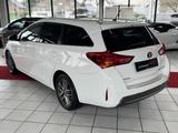 Toyota Auris Touring Hybrid - Toyota Auris Gebrauchtwagen in Köln