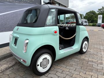 Fahrzeugabbildung Fiat Topolino BEV 7kWh Dolcevita 45km/H ab 15 Jahre