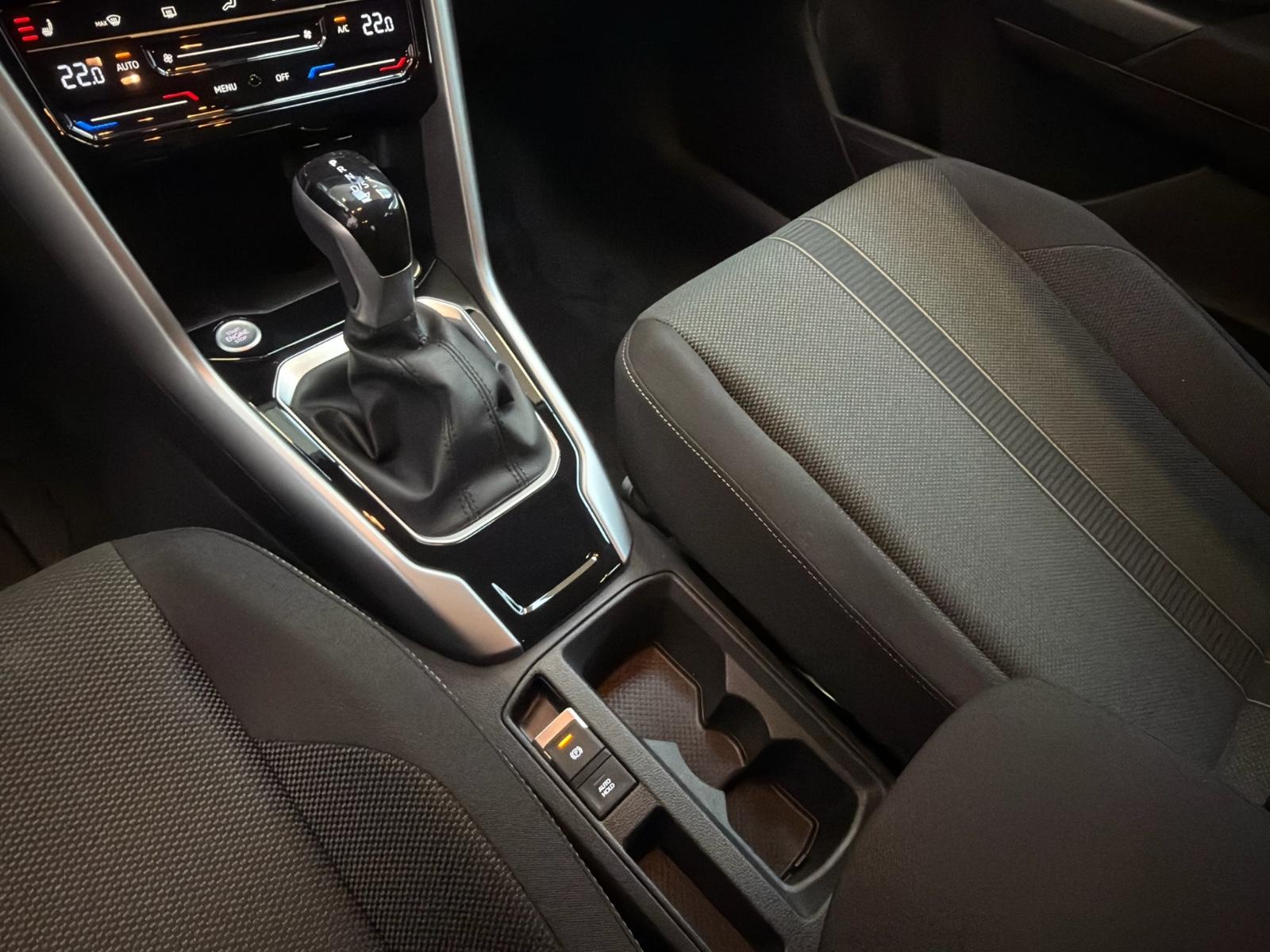 Volkswagen T-Roc 1.5TSI Limited#DSG#SHZ#AHK#ACC#LED#Keyless
