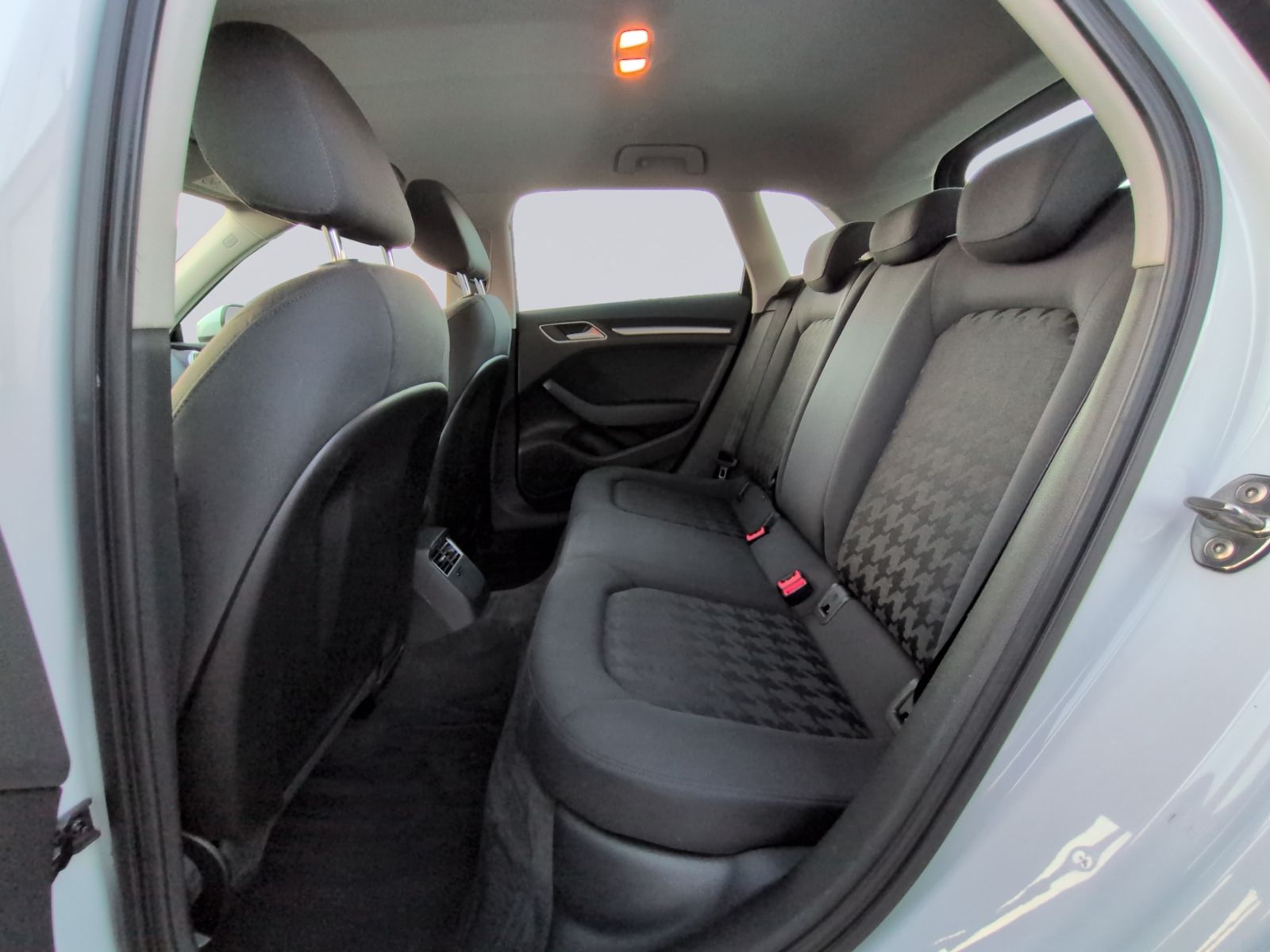 A3 Sportback 1.4 TFSI ultra Attraction AHK+SHZ