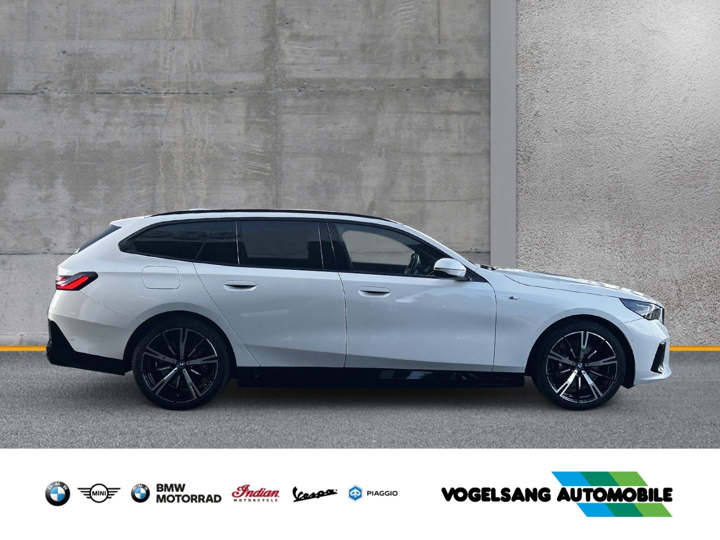 Fahrzeugabbildung BMW 550 e xDrive Touring,M Sport,AHK,Panodach,HeadUp