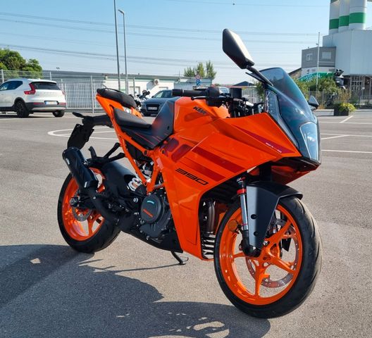 KTM RC 390 2024