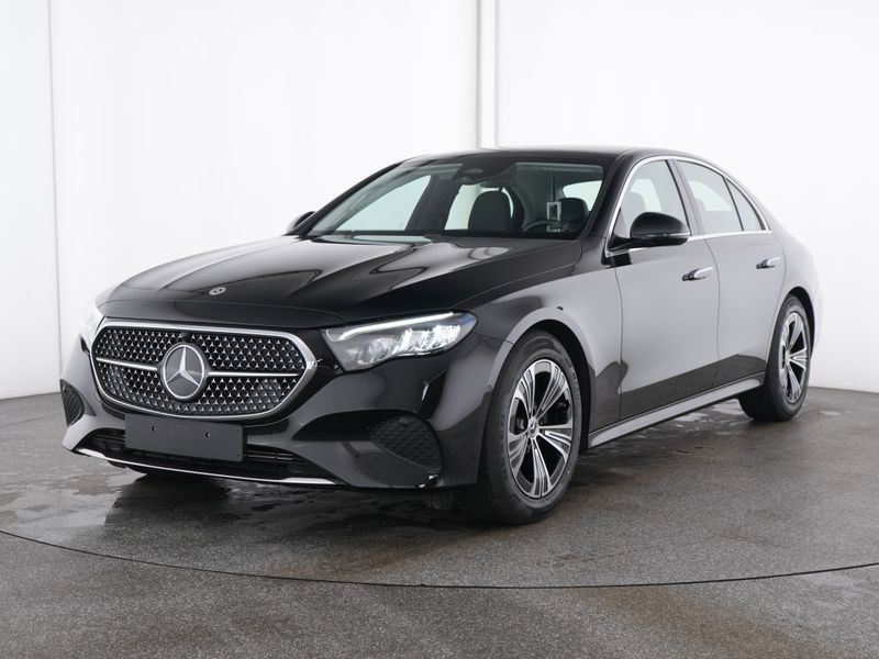 Image of Mercedes-Benz E 220