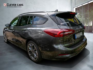 Ford Focus Turnier 1.0 ST-Line X Fahrassistenz-Paket