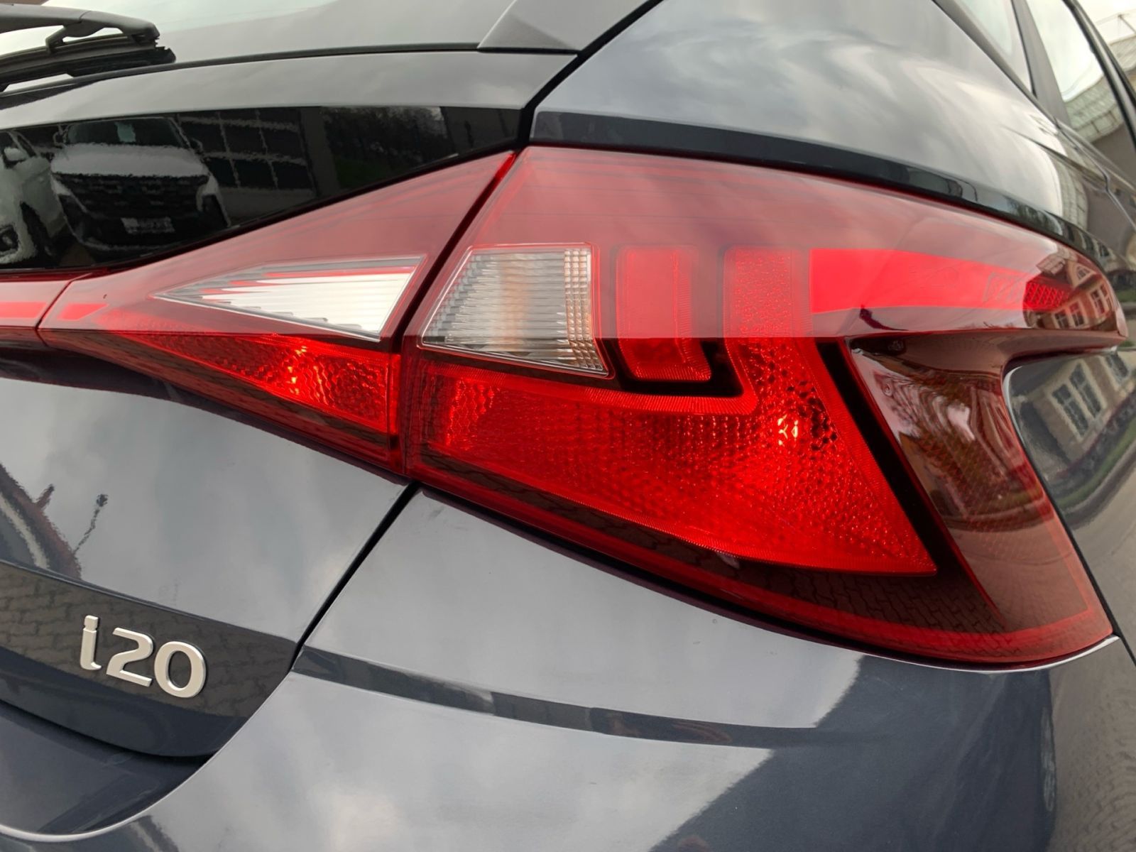 Fahrzeugabbildung Hyundai i20 1.2 Select Navi Kamera Allwetter