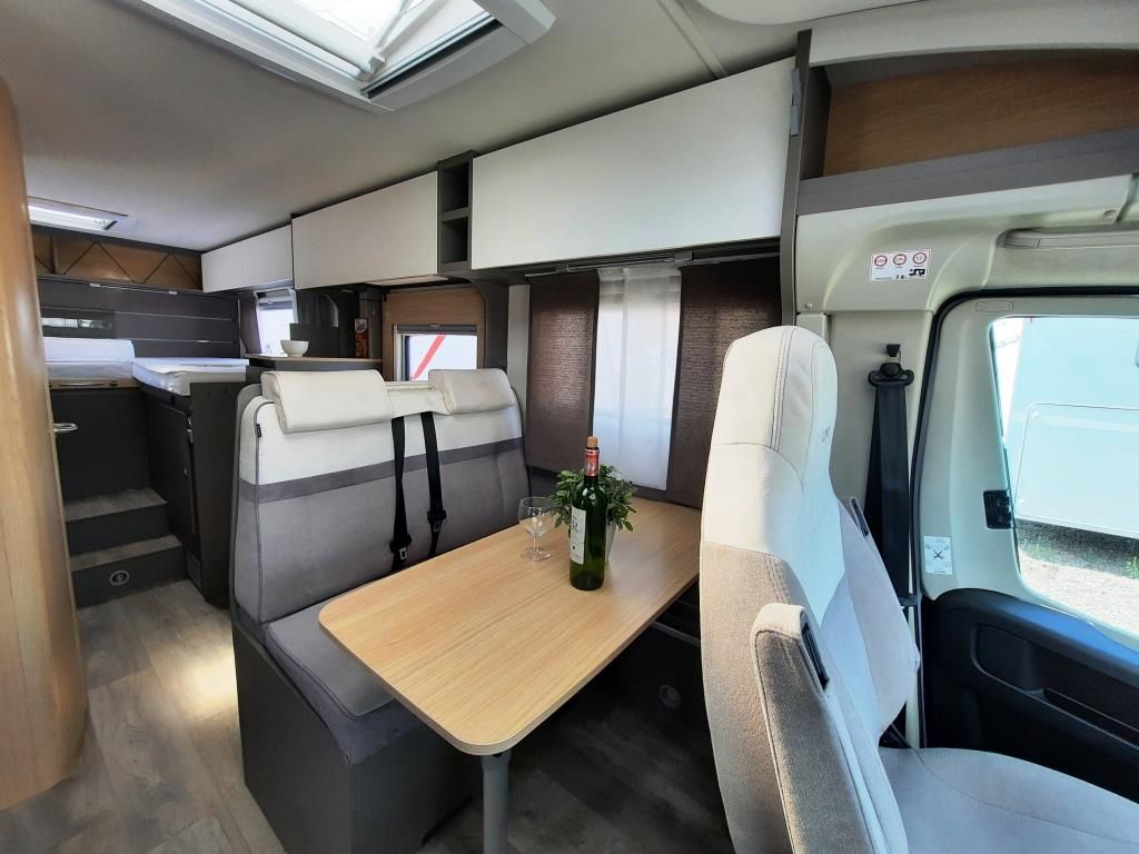 Fahrzeugabbildung LMC Tourer T 660 G SAT/TV/Solar/Luftfeder HA