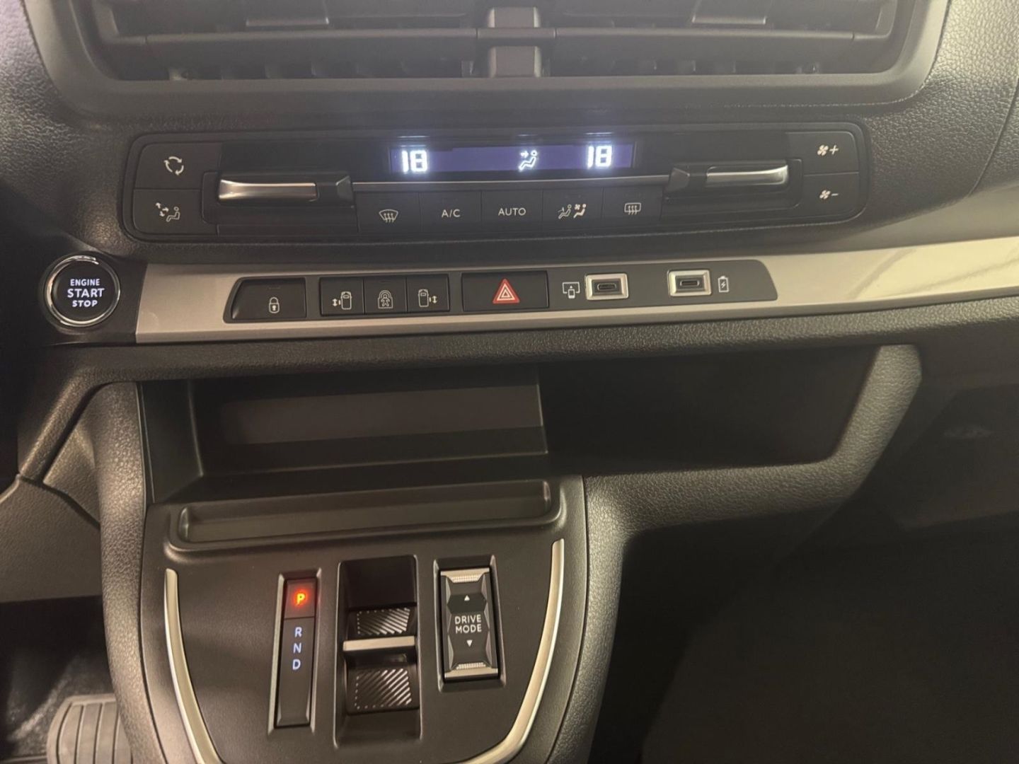 Peugeot Traveller - Bild 18