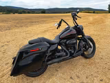 Harley-Davidson Road King Custom - CHOPPER CUSTOM