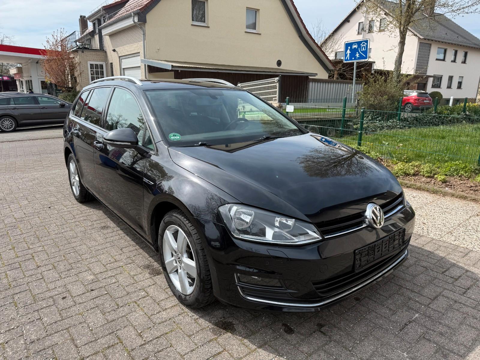 Volkswagen Golf VII Variant Lounge BMT