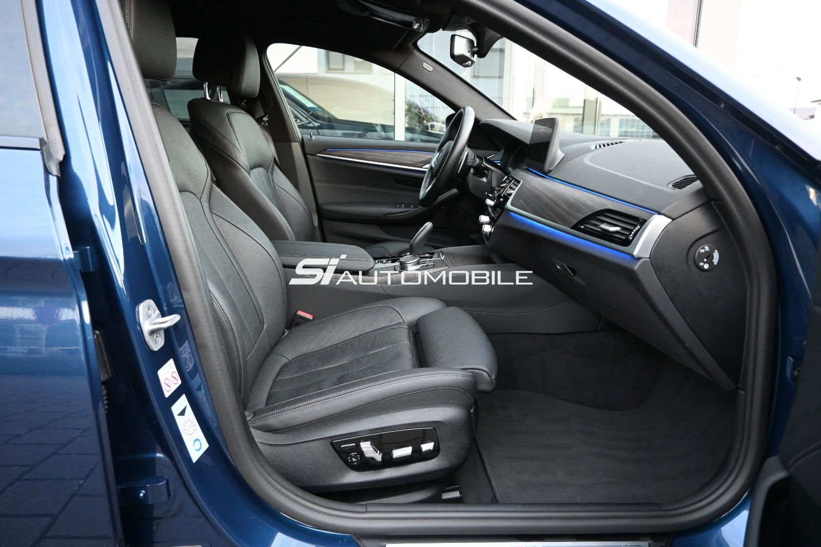 Fahrzeugabbildung BMW 530d xDr M SPORT °UVP 98.219€°AD.DRIVE°STHZG°20"