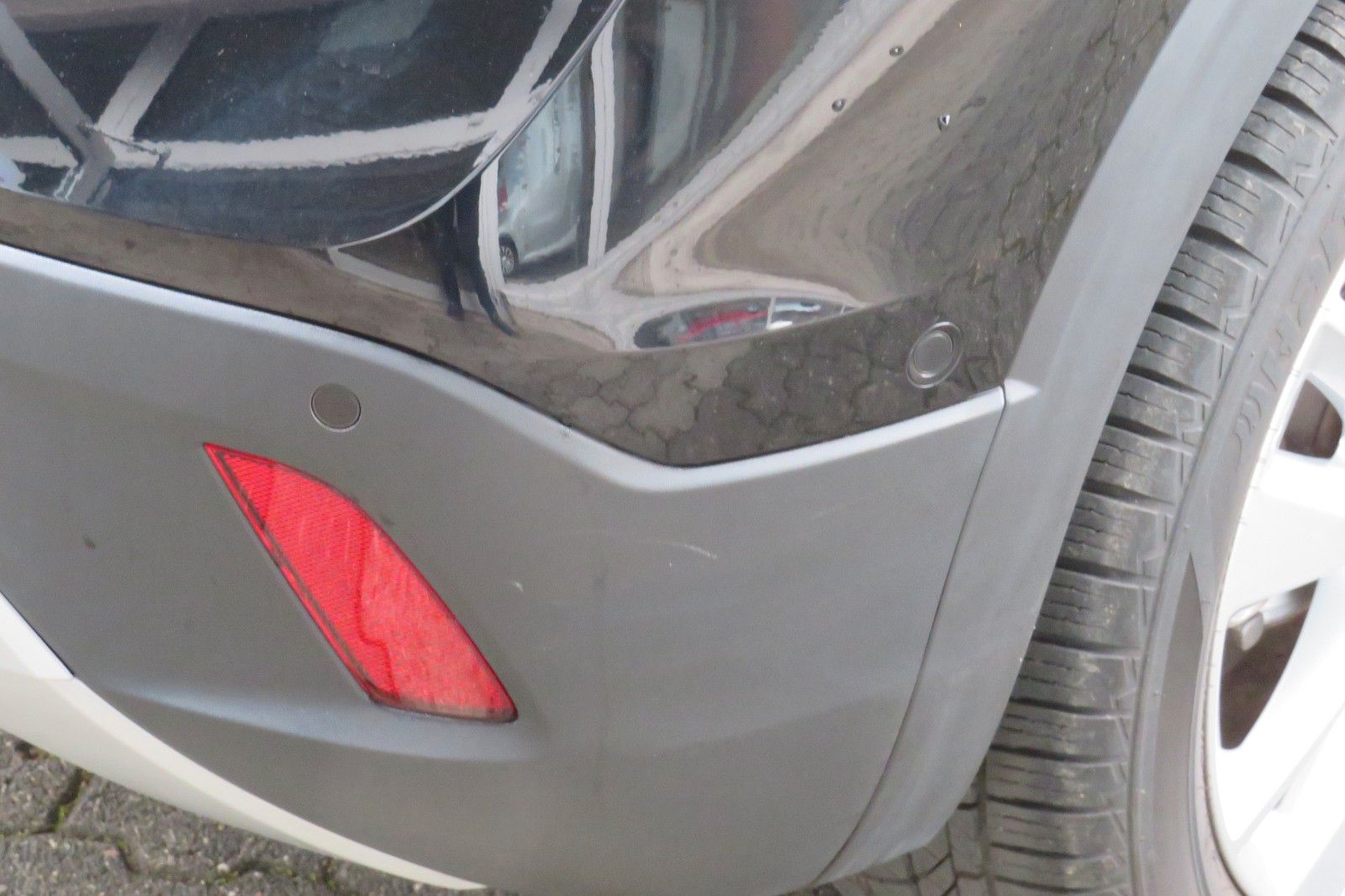 Fahrzeugabbildung Volkswagen T-CROSS DSG GOAL AHK PDC NAVI ASSISTENT-PA. 1.HD