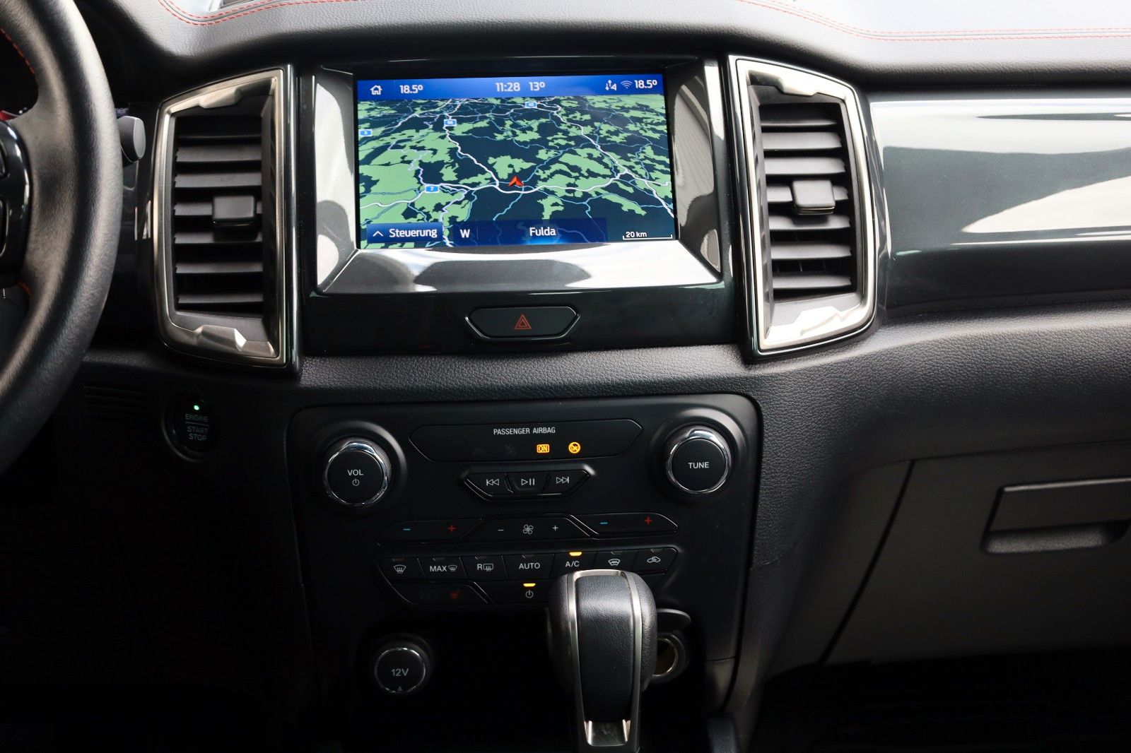 Fahrzeugabbildung Ford Ranger Stormtrak/Wildtrak ,Standhzg,Rollo el.AHK