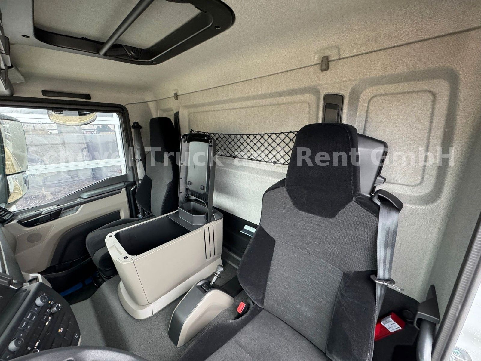 Fahrzeugabbildung MAN TGL 7.190 Koffer mit DHOLLANDIA LBW