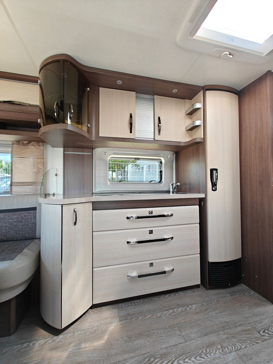 Fahrzeugabbildung Hobby Prestige 720 UKFe - Mover XT4, Isabella Vorzelt
