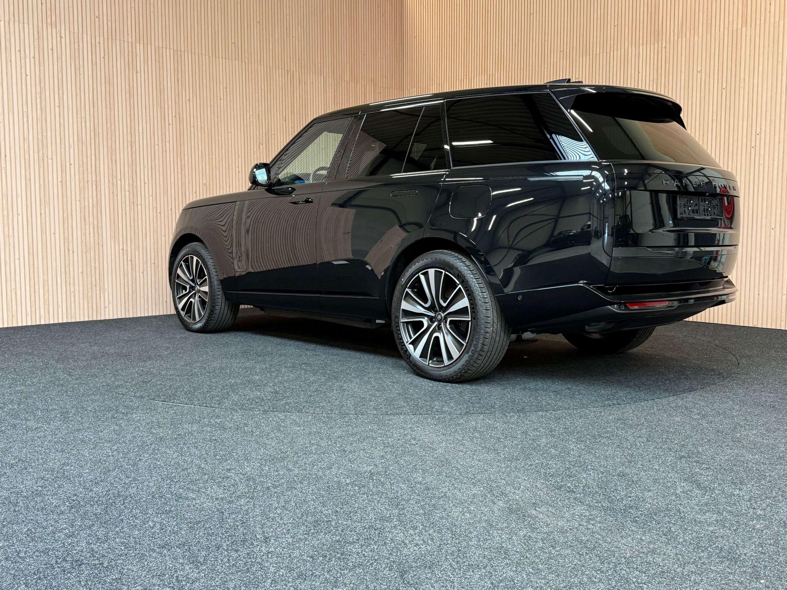 Land Rover Range Rover P550e PHEV Plug-in Hybrid HSE Ingeni imagem 3