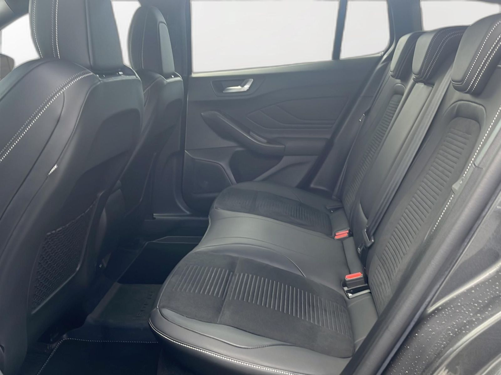 Fahrzeugabbildung Ford Focus ST 2.3 EcoBoost *ACC*RFK*LED*DAB*