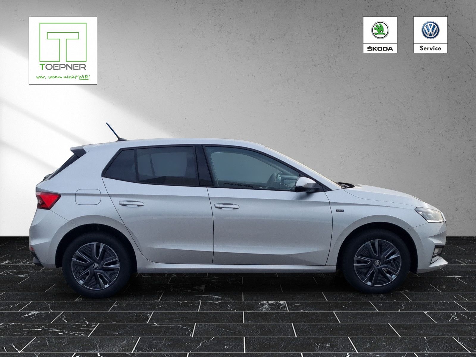 Fahrzeugabbildung SKODA Fabia Tour 1,0 TSI 85KW/115PS Ladeboden Lodge