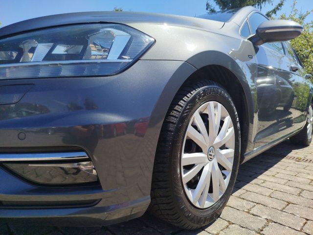 Fahrzeugabbildung Volkswagen Golf VII 1.4 TSI DSG, Navi, Join