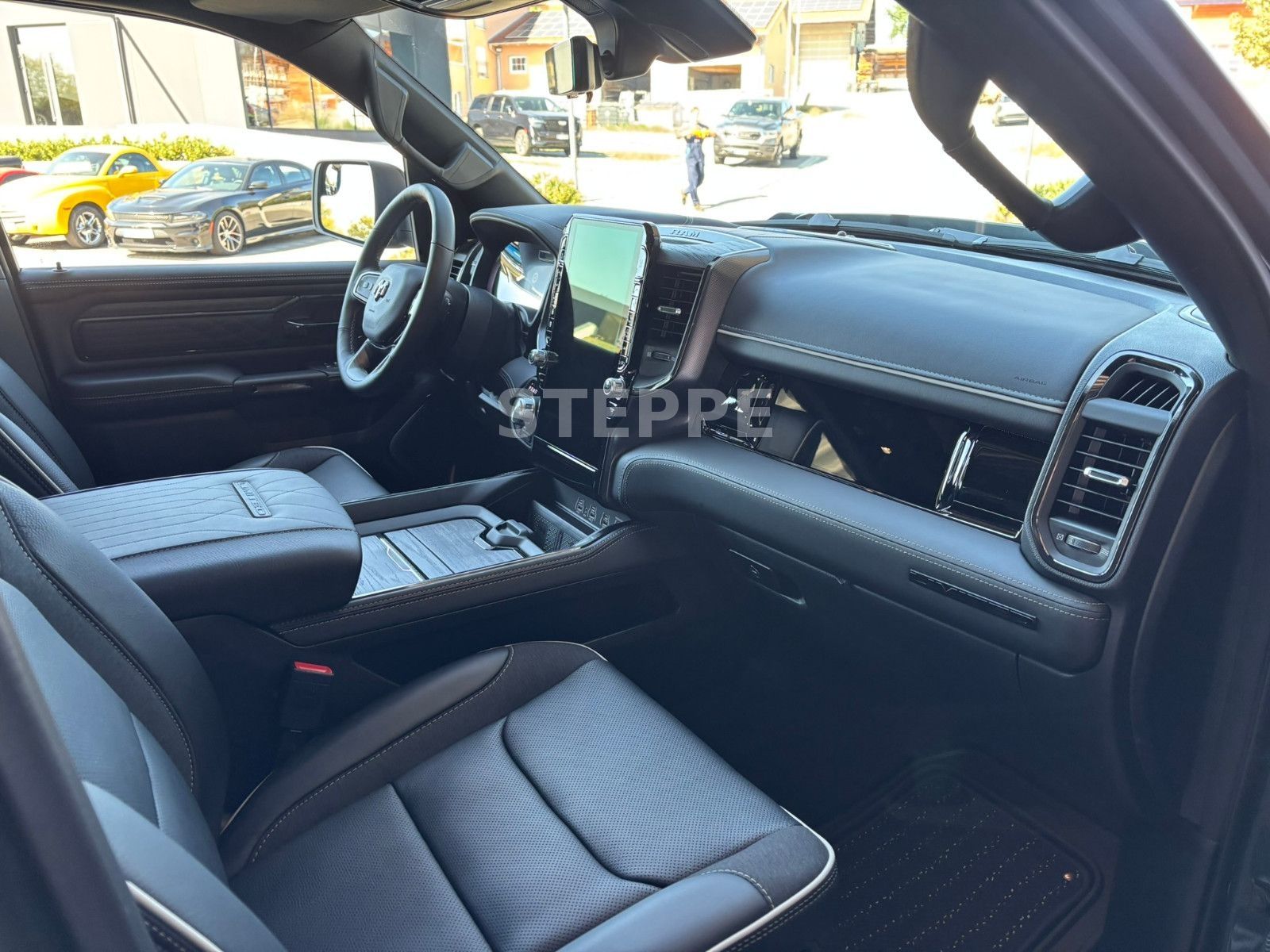 Dodge 2026 RAM 1500 Limited Night 5,7LV8 Rambox MWK