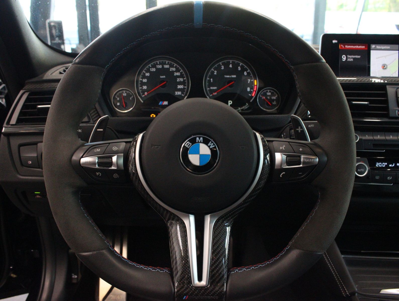 Fahrzeugabbildung BMW M3 LCI Tansanitblau*H&K*HUD*DE*TOP