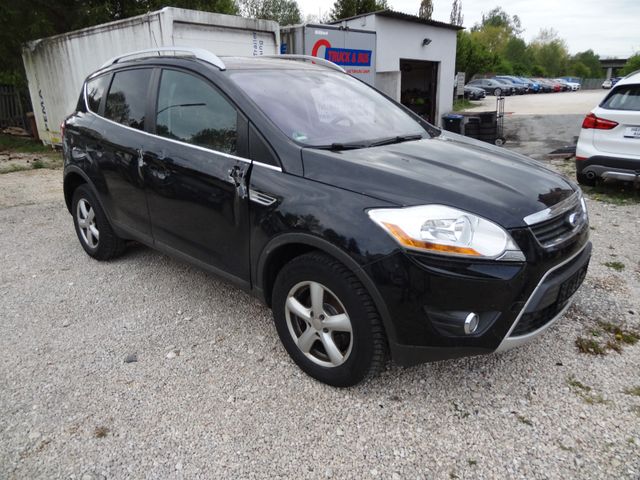 Fahrzeugabbildung Ford Kuga Trend/4x4/Klima/SitzH/AHK/Pano/