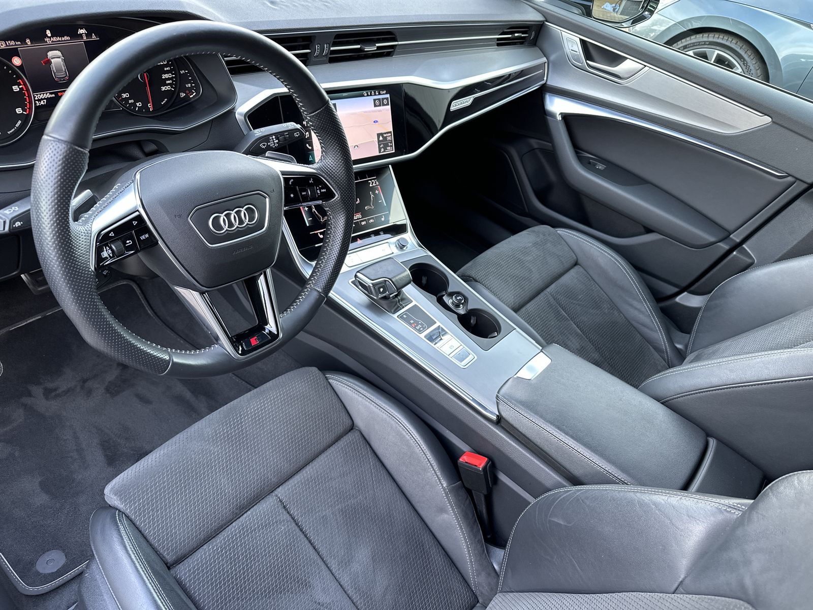 Fahrzeugabbildung Audi A6 Avant 50 TDI Quattro Sport NAV+MATRIX+KAM+VC
