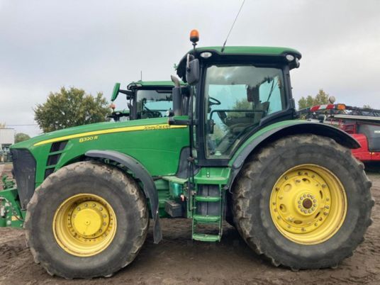 John Deere 8320 R PowrShift