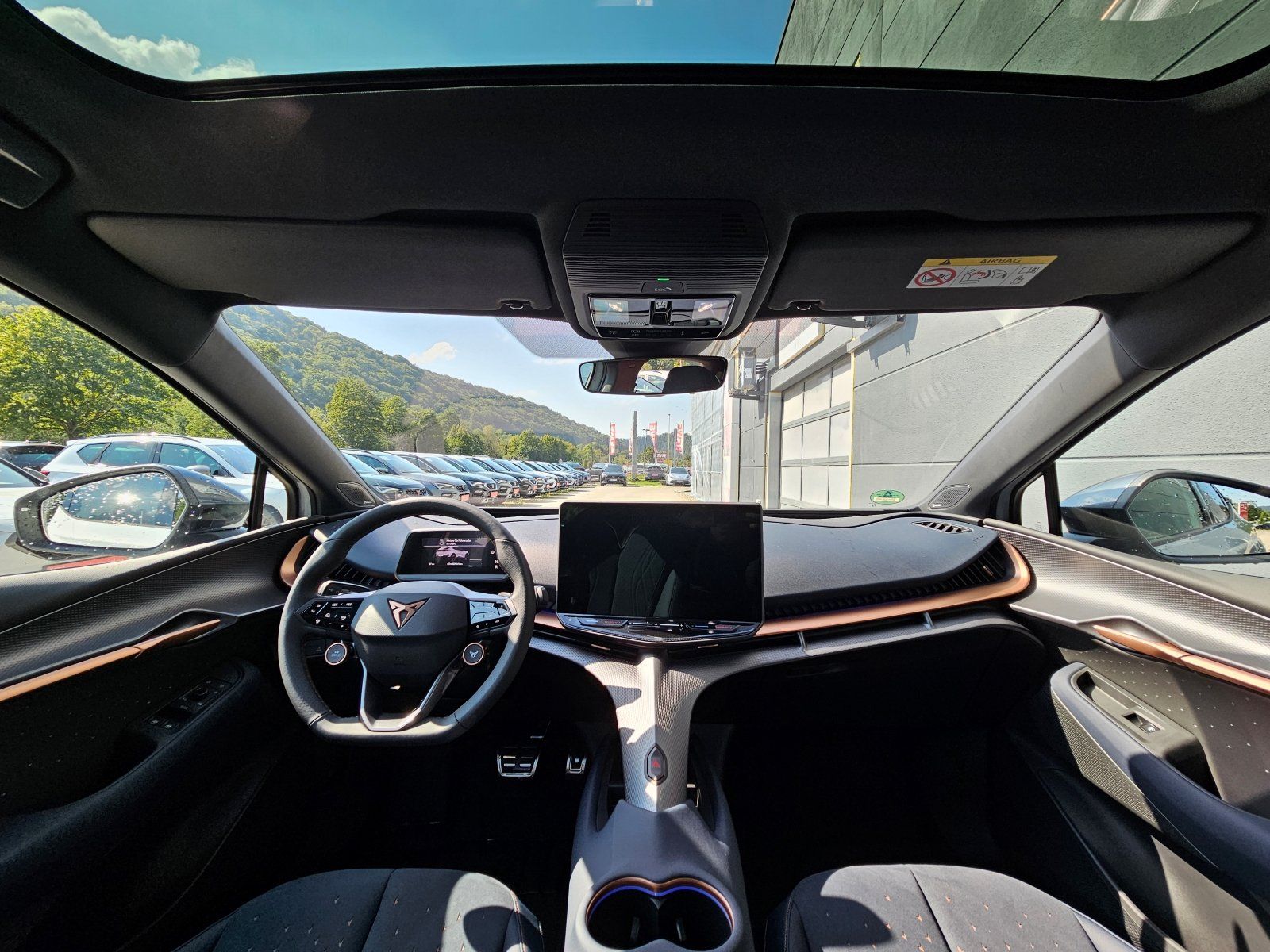 Cupra Tavascan - Bild 13