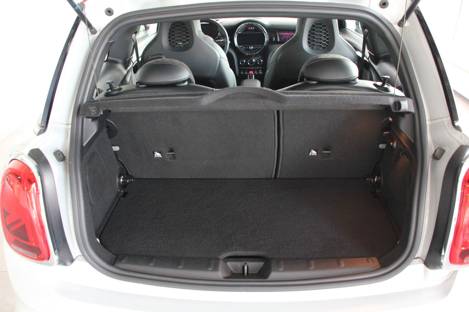 Fahrzeugabbildung MINI John Cooper Works