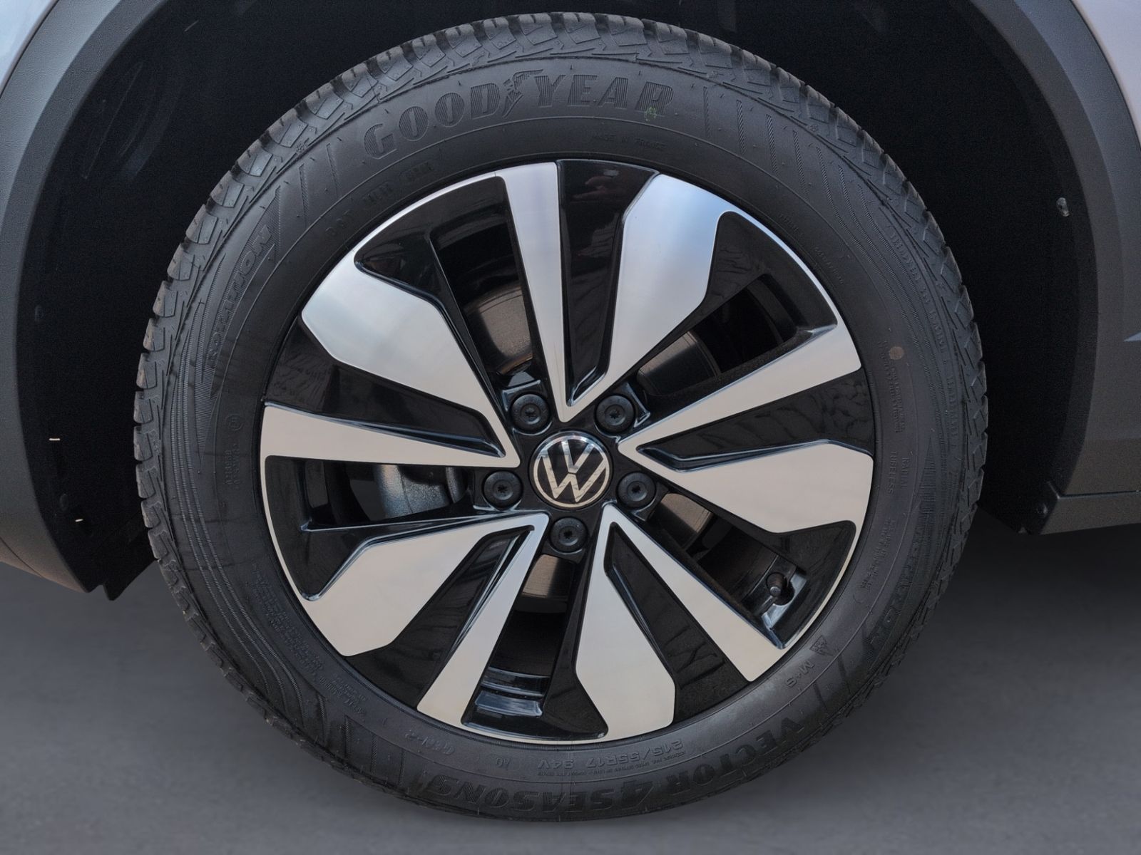 T-Roc 1.5 TSI DSG Goal AHK+LED+NAV+SHZ