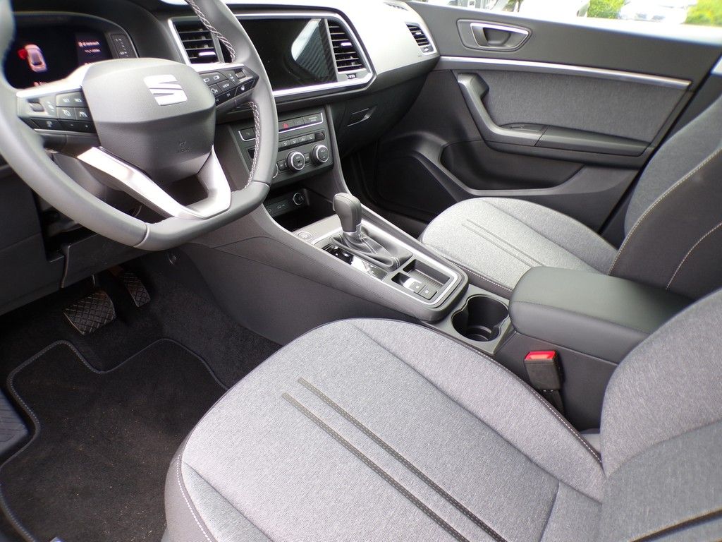 Fahrzeugabbildung SEAT Ateca 1.5 TSI DSG Style