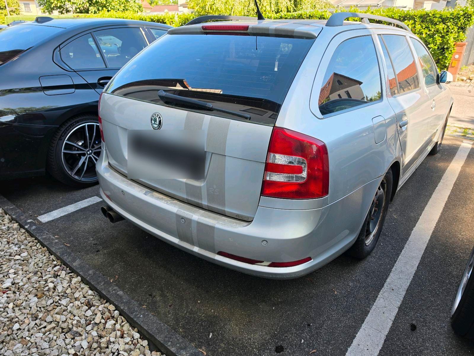 Skoda Octavia 2006 — engine 200 HP (147kW)
