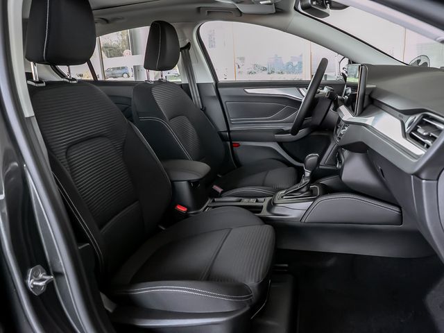 Ford Focus 1.0 Titanium X Intelligent Drive Assist