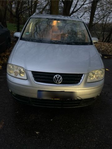 Volkswagen Vw Touran 2,0