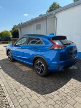 Mitsubishi Eclipse Cross 2.4 PLUG-IN HYBRID 4WD Select ... - Mitsubishi Eclipse Cross: Select