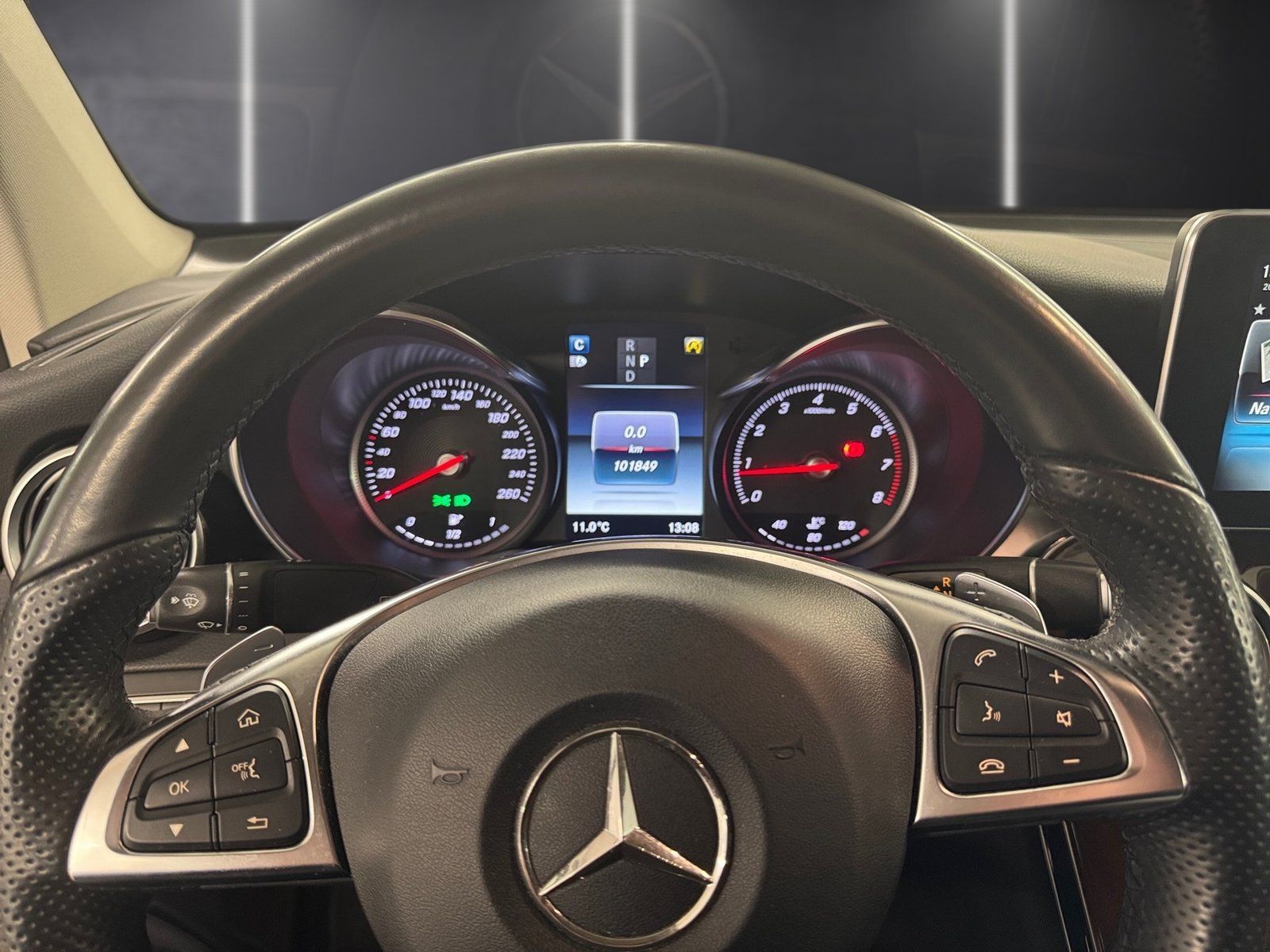 Fahrzeugabbildung Mercedes-Benz GLC 250 4M AMG*Distronic*LED*Comand*AHK*360*Totw