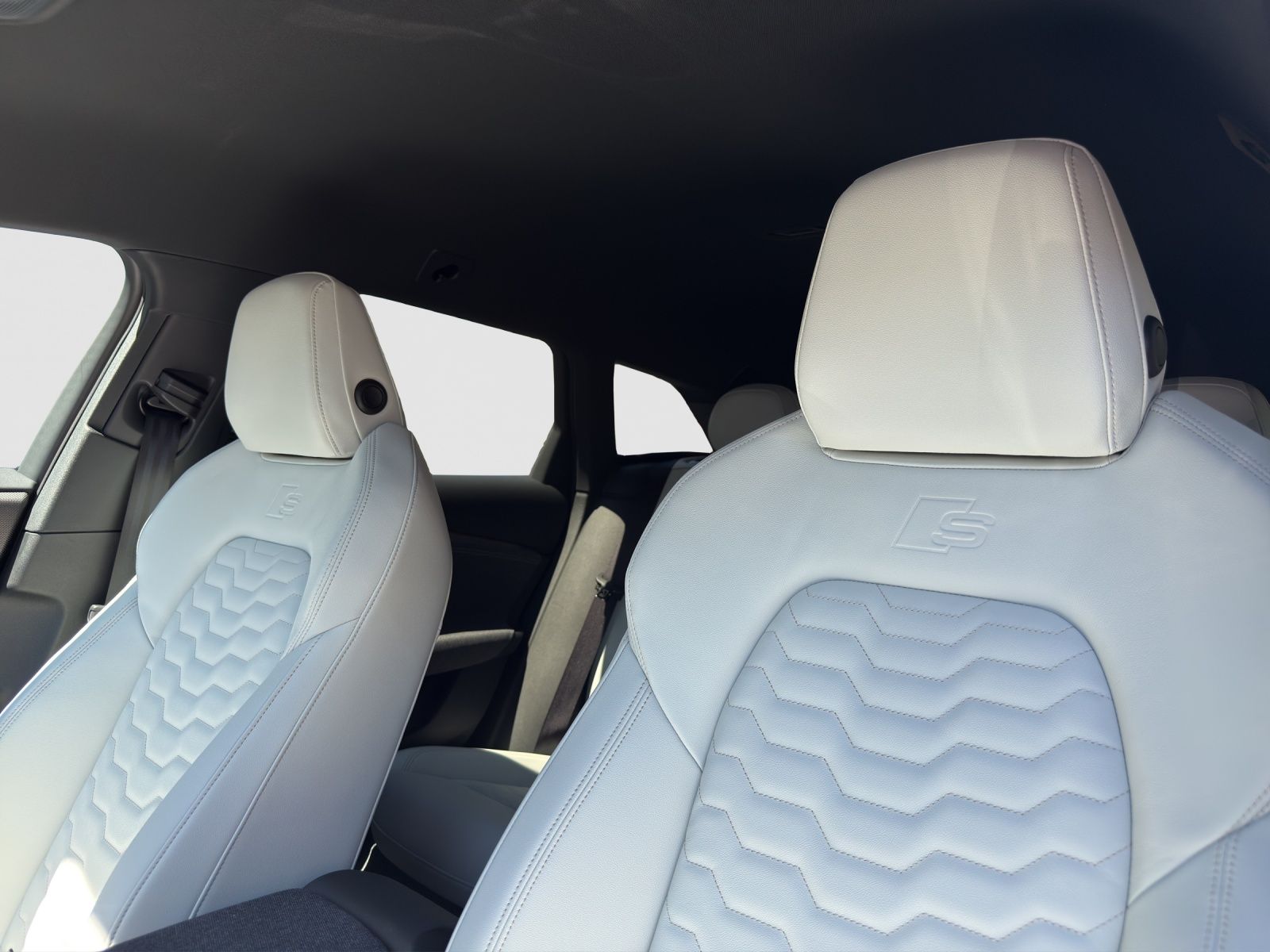 Audi A6 e-tron - Bild 12