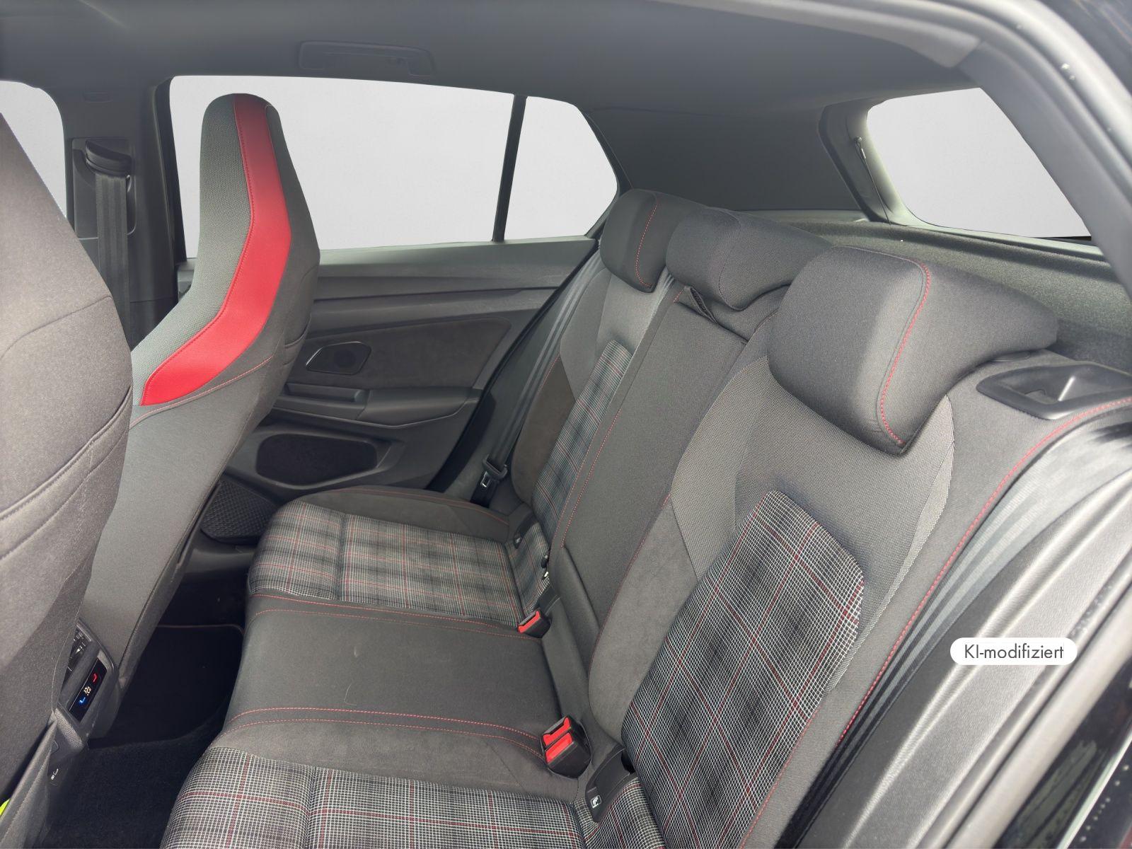 Volkswagen Golf VIII GTI 2.0 TSI DSG IQ.LIGHT NAVI PANO DCC, миниатюра 16