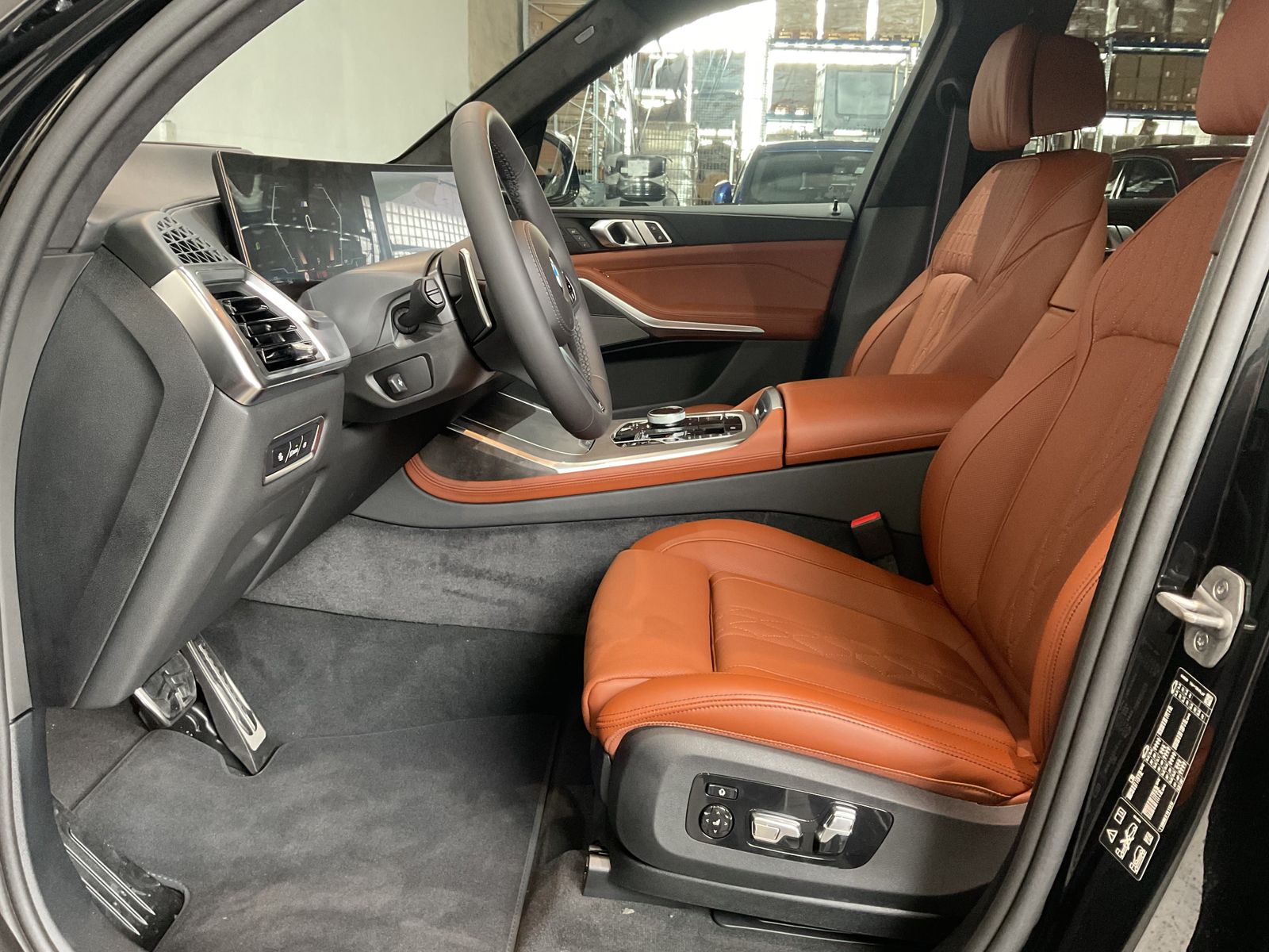 Fahrzeugeinzelansicht 11 Fahrzeugabbildung BMW X7 xDrive40d *23" LMR *Sitzbelüftung *Standhzg.