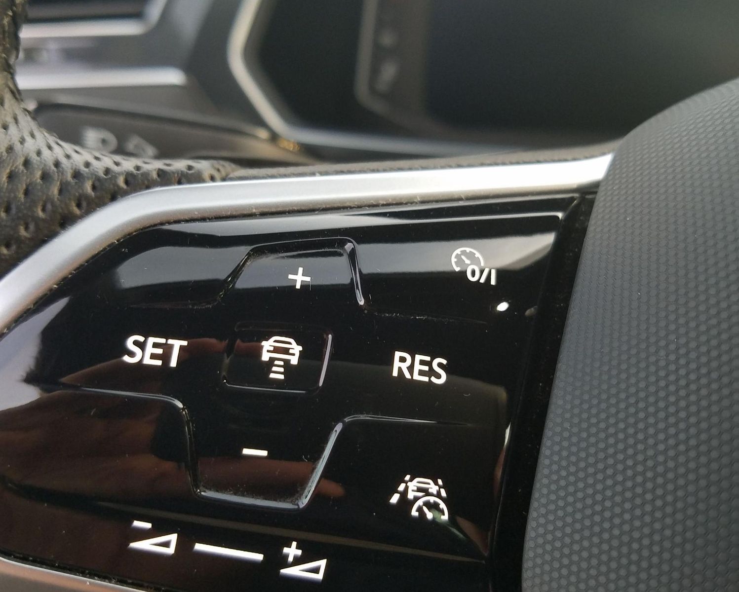 Volkswagen Tiguan 2.0 TDI, 4 Motion, R-Line*AHK*NAVI*MAT... foto 22