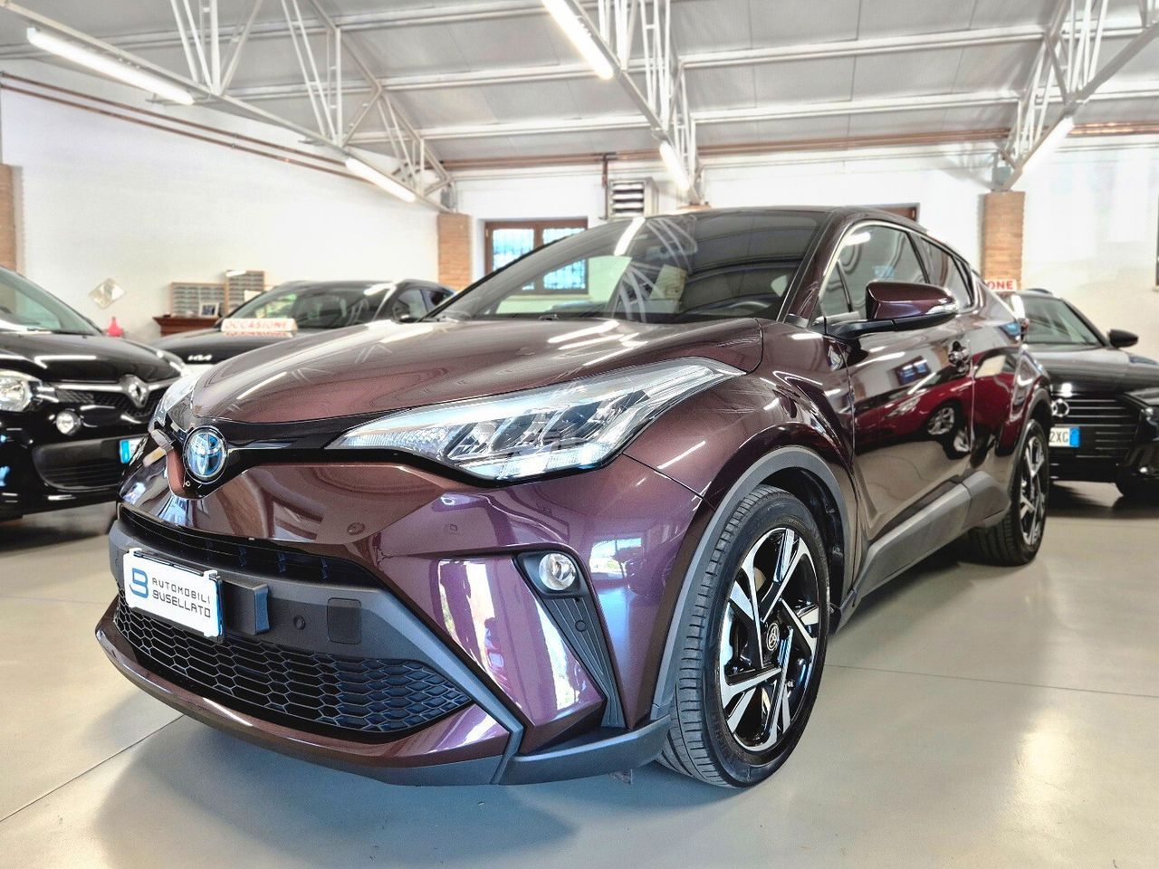 Toyota C-HR 1.8 Hybrid E-CVT Lounge imagem 3