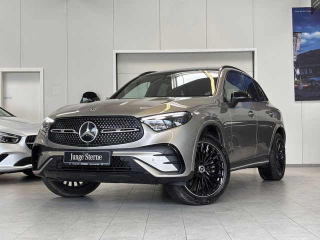 Mercedes-Benz GLC 300 4M AMG PANO+HUD+AIRMATIC+AHK+NAPPA+20"