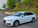 Audi A4 Avant 40 TDI S-Line*quattro*LED*Navi*SHZ - Audi A4: Weiß, Kombi, Line